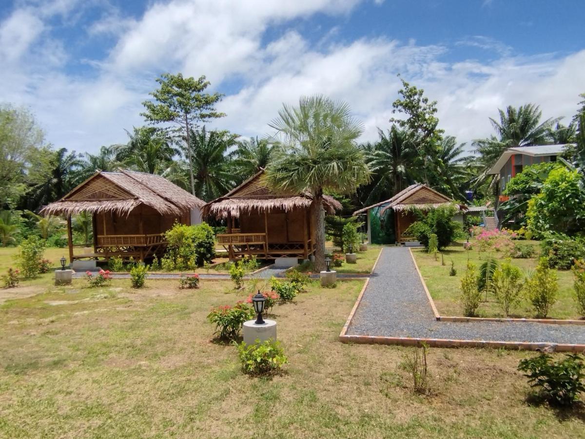 Palm Garden Bungalows Ko Lanta Extérieur photo