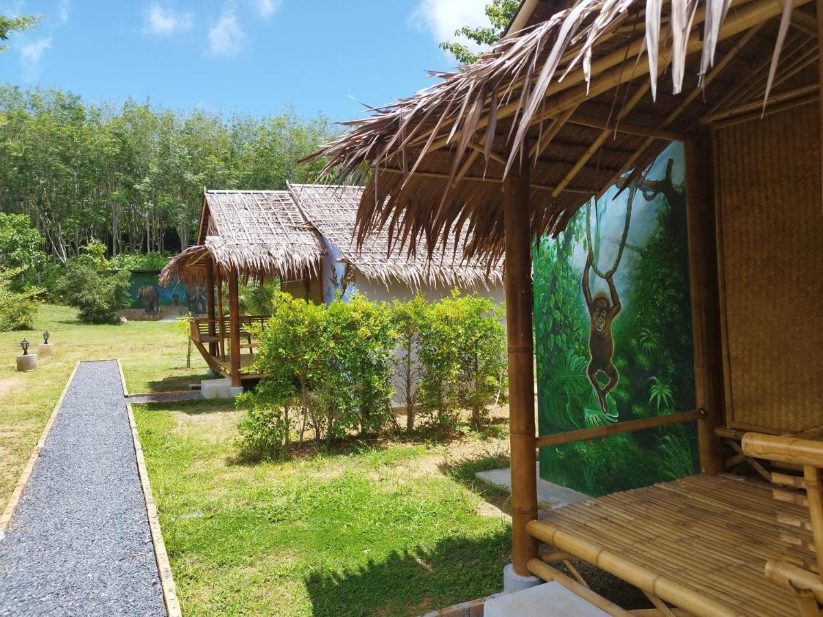 Palm Garden Bungalows Ko Lanta Extérieur photo
