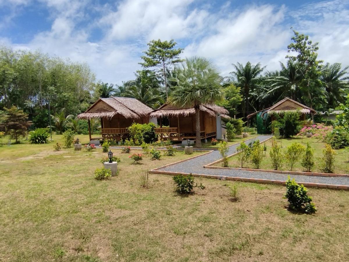 Palm Garden Bungalows Ko Lanta Extérieur photo